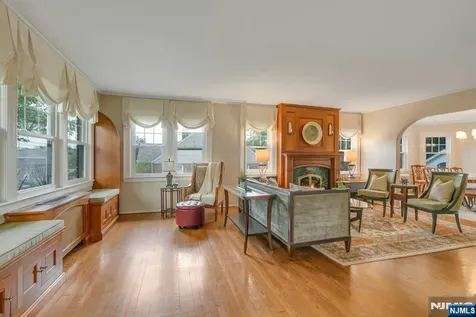 354 Liberty Avenue Hillsdale NJ 07642