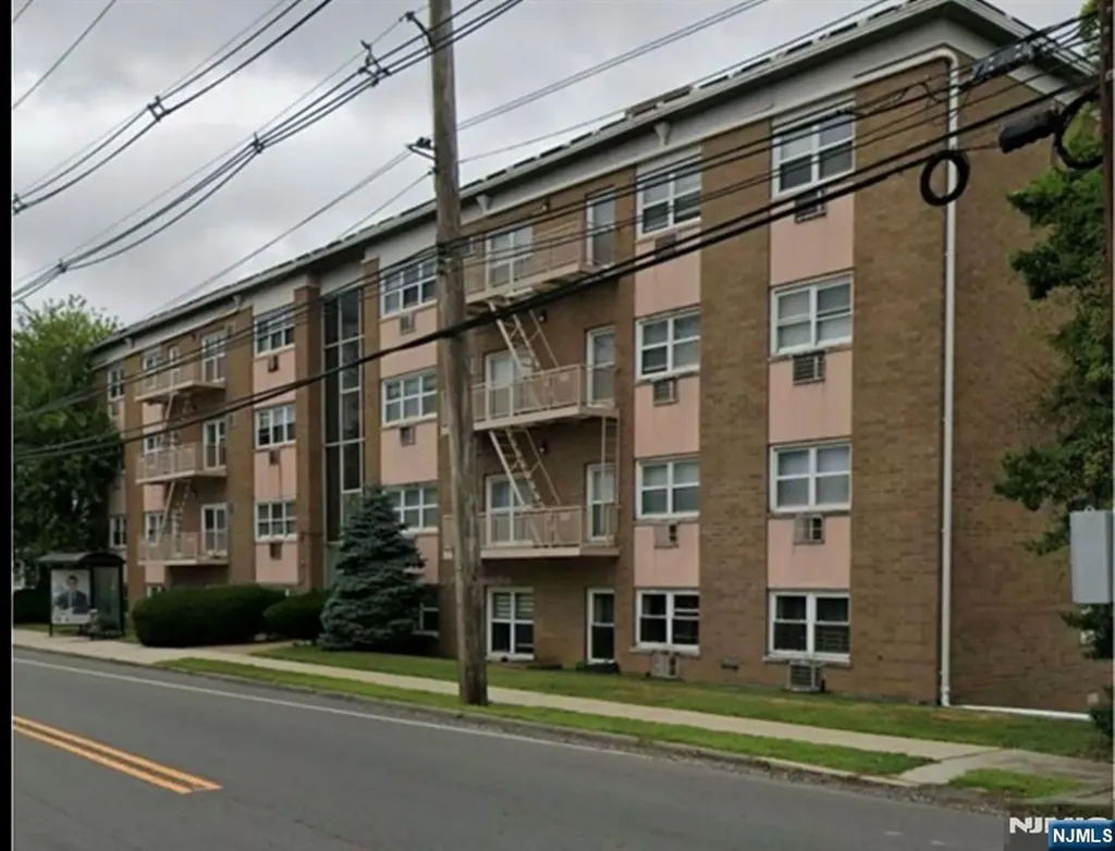 475 Grand Avenue Palisades Park NJ 07650