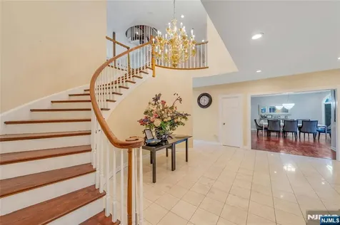 9 Cameron Road Saddle River NJ 07458