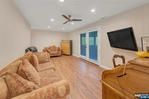 9 Cameron Road Saddle River NJ 07458