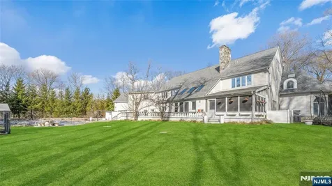 9 Cameron Road Saddle River NJ 07458