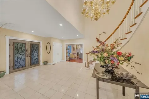 9 Cameron Road Saddle River NJ 07458