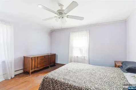 442 Seven Oaks Road Orange NJ 07050
