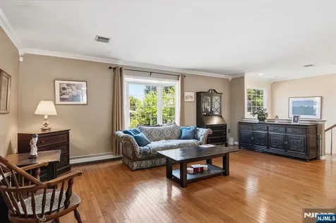 7 Strickland Avenue Little Falls NJ 07424