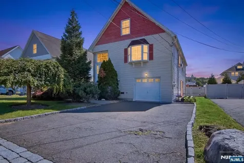 7 Strickland Avenue Little Falls NJ 07424
