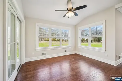 79 Ryerson Avenue Oakland NJ 07436