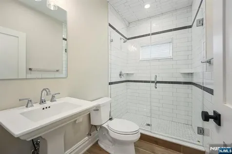 79 Ryerson Avenue Oakland NJ 07436