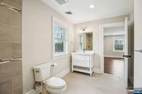 79 Ryerson Avenue Oakland NJ 07436