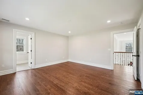 79 Ryerson Avenue Oakland NJ 07436