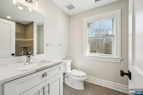 79 Ryerson Avenue Oakland NJ 07436