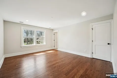 79 Ryerson Avenue Oakland NJ 07436