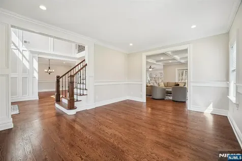 79 Ryerson Avenue Oakland NJ 07436