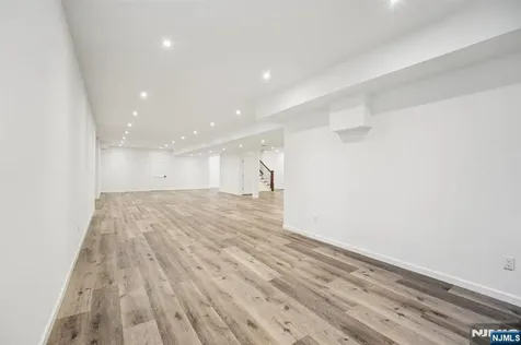 79 Ryerson Avenue Oakland NJ 07436