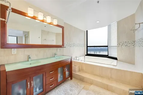 800 Palisade Avenue Fort Lee NJ 07024