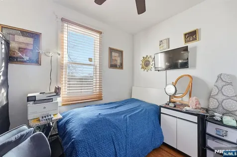 10 Maple Street Garfield NJ 07026