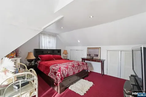 10 Maple Street Garfield NJ 07026