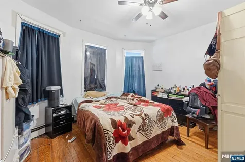 10 Maple Street Garfield NJ 07026