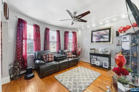 10 Maple Street Garfield NJ 07026