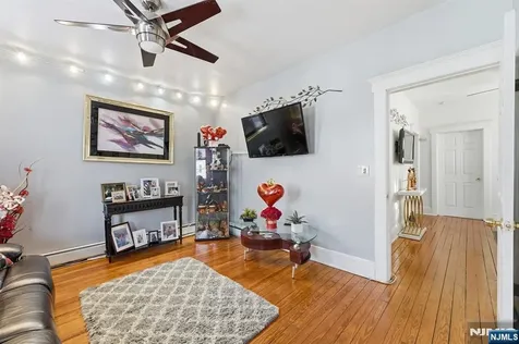 10 Maple Street Garfield NJ 07026