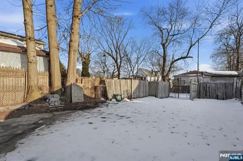 10 Maple Street Garfield NJ 07026