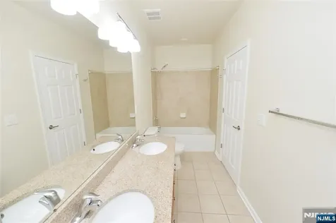 22 Clover Lane Garfield NJ 07026