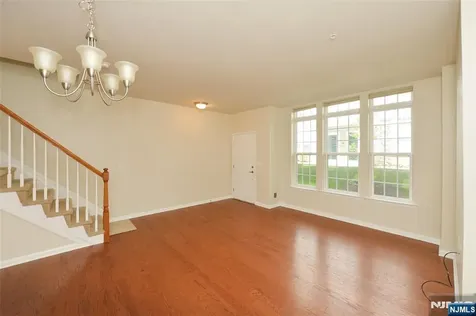 22 Clover Lane Garfield NJ 07026