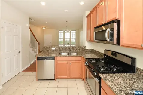 22 Clover Lane Garfield NJ 07026