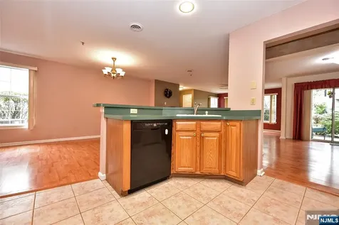 11 Collura Lane Clifton NJ 07012