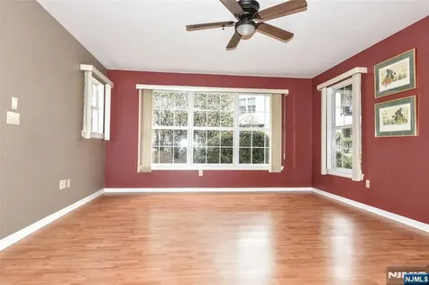 11 Collura Lane Clifton NJ 07012