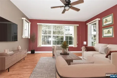 11 Collura Lane Clifton NJ 07012