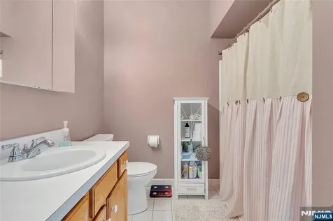 5320 Richmond Road West Milford NJ 07480