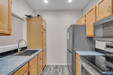 5320 Richmond Road West Milford NJ 07480