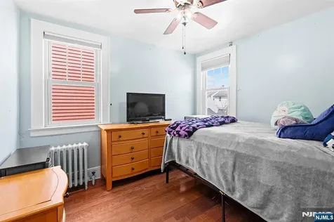 25 Shepherd Kearny NJ 07032