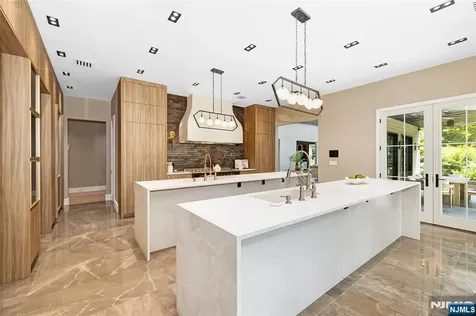 241 Saddle River Road Saddle River NJ 07458