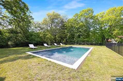241 Saddle River Road Saddle River NJ 07458
