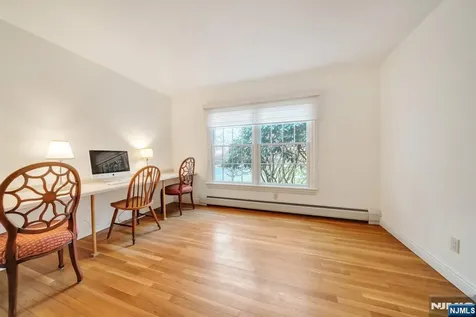 296 Birch Parkway Wyckoff NJ 07481