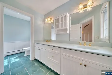 296 Birch Parkway Wyckoff NJ 07481