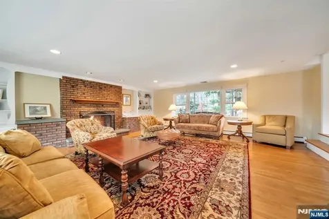 296 Birch Parkway Wyckoff NJ 07481