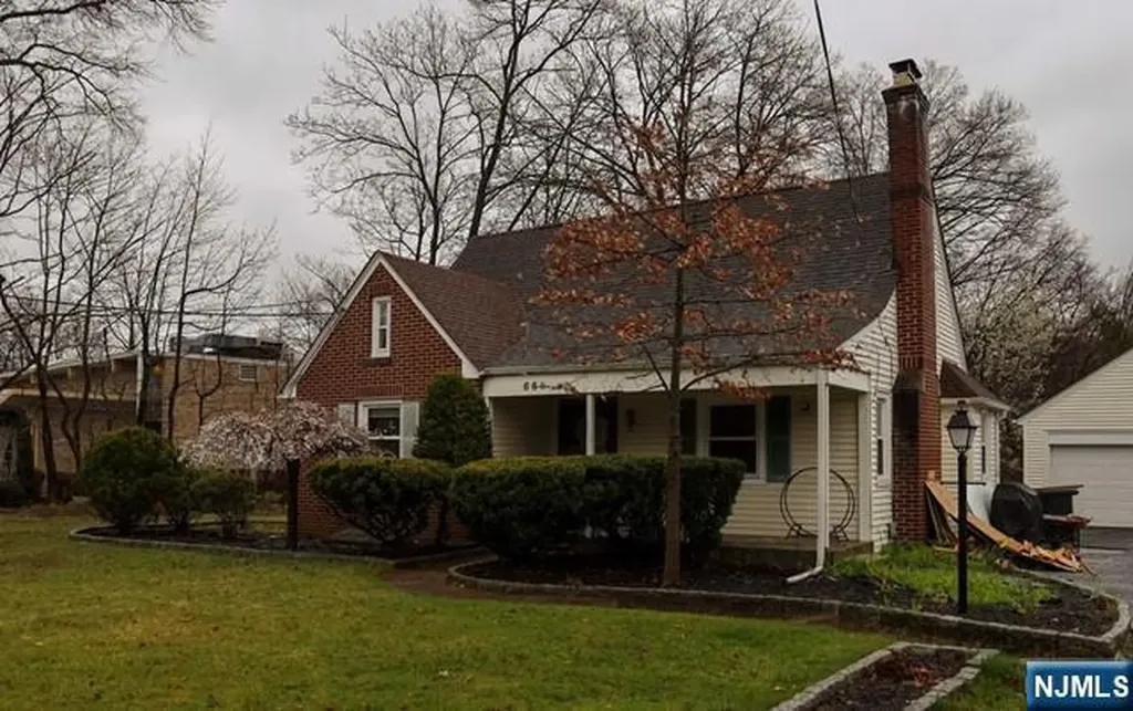 664 Harrington Road Glen Rock NJ 07452