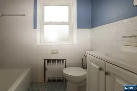 664 Harrington Road Glen Rock NJ 07452