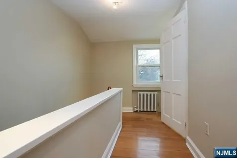 664 Harrington Road Glen Rock NJ 07452