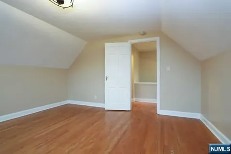 664 Harrington Road Glen Rock NJ 07452