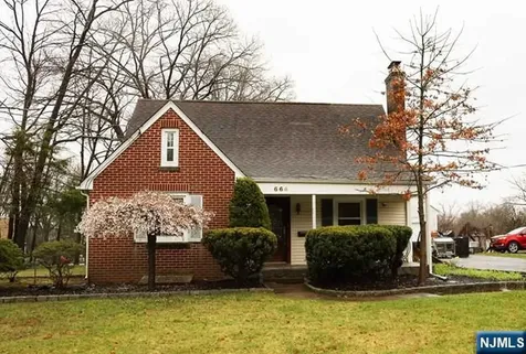 664 Harrington Road Glen Rock NJ 07452
