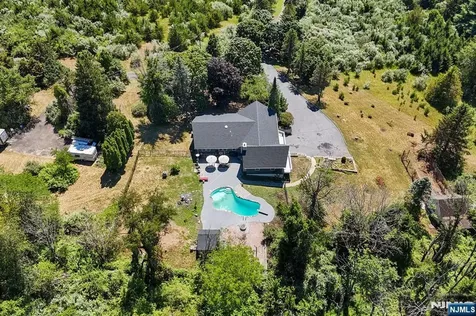 2 Rossi Drive Clinton Twp NJ OTHER