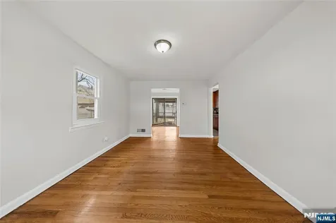 35 7th Avenue Passaic NJ 07055