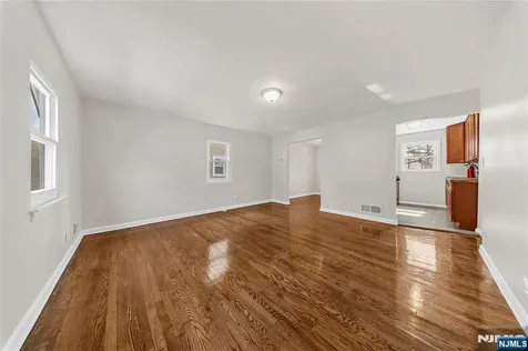 35 7th Avenue Passaic NJ 07055