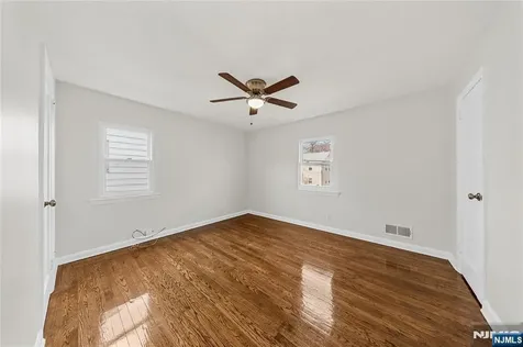 35 7th Avenue Passaic NJ 07055