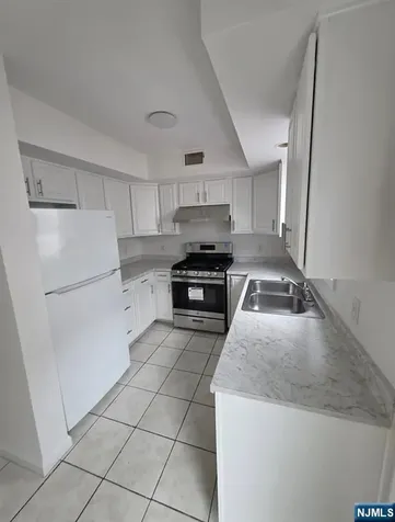 235 Keen Street Paterson NJ 07524
