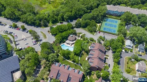8 Wadsworth Court Teaneck NJ 07666