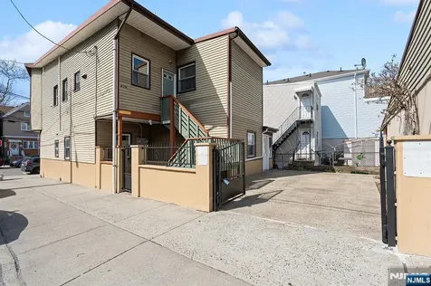131 Johnston Avenue Kearny NJ 07032